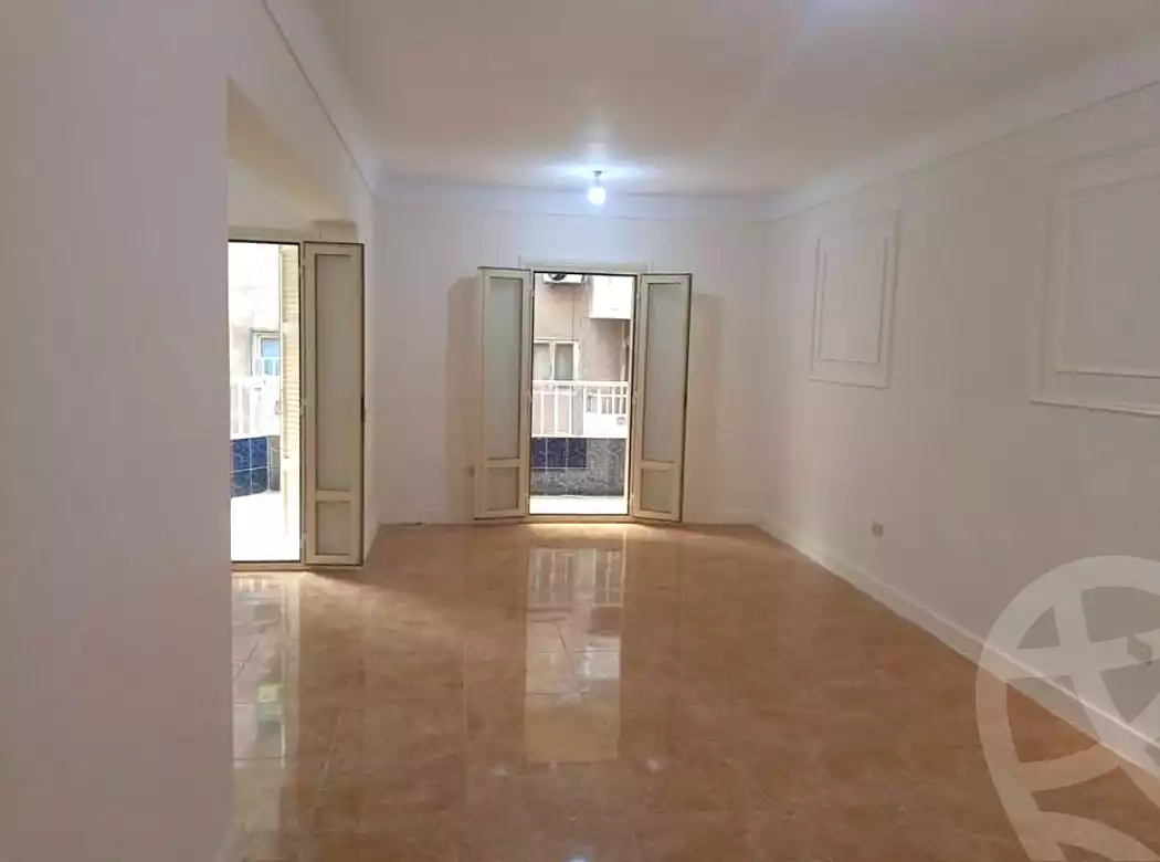 https://aqarmap.com.eg/ar/listing/6806760-for-sale-alexandria-el-asafra-l-sfr-bhry