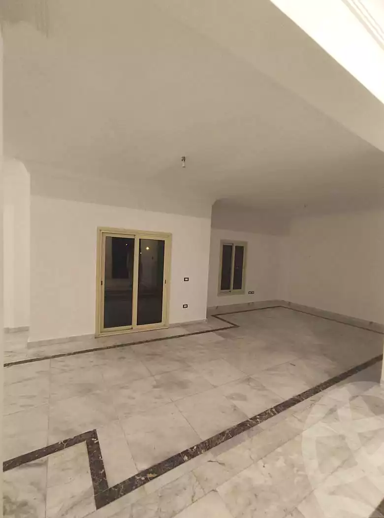 https://aqarmap.com.eg/ar/listing/6806877-for-rent-cairo-new-cairo-ganob-el-akadamiya-south-academy-b-taha-hussein-st