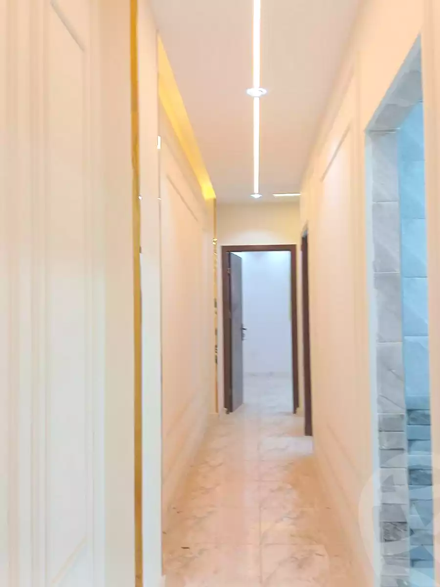https://aqarmap.com.eg/ar/listing/6806943-for-sale-cairo-6th-of-october-el-ahyaa-neighborhood-3rd-al-hay-al-thalith-st