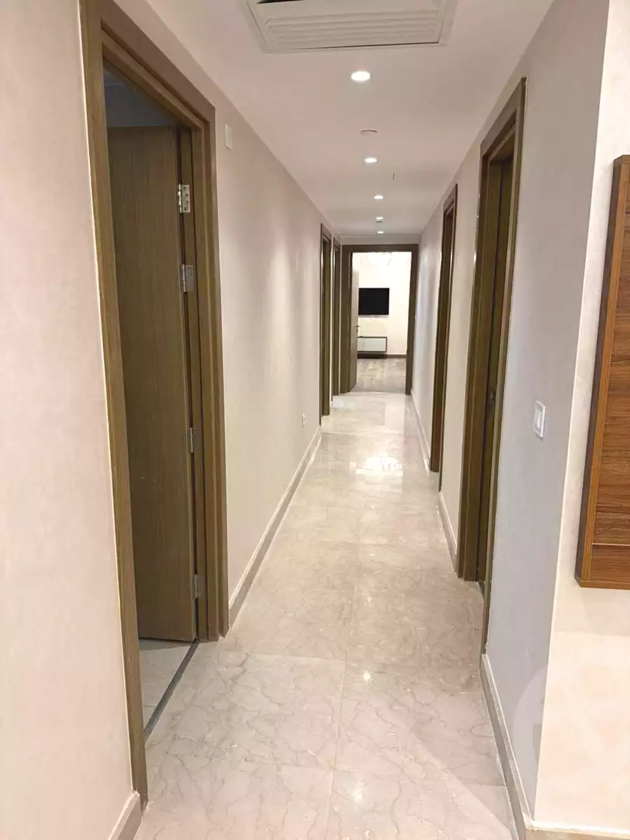 https://aqarmap.com.eg/en/listing/6807921-for-sale-cairo-new-cairo-compounds-zyd-yst
