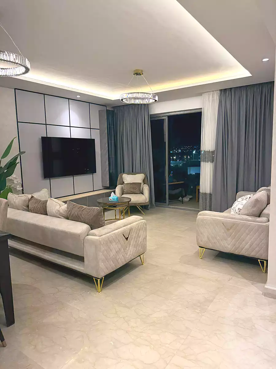 https://aqarmap.com.eg/en/listing/6807921-for-sale-cairo-new-cairo-compounds-zyd-yst