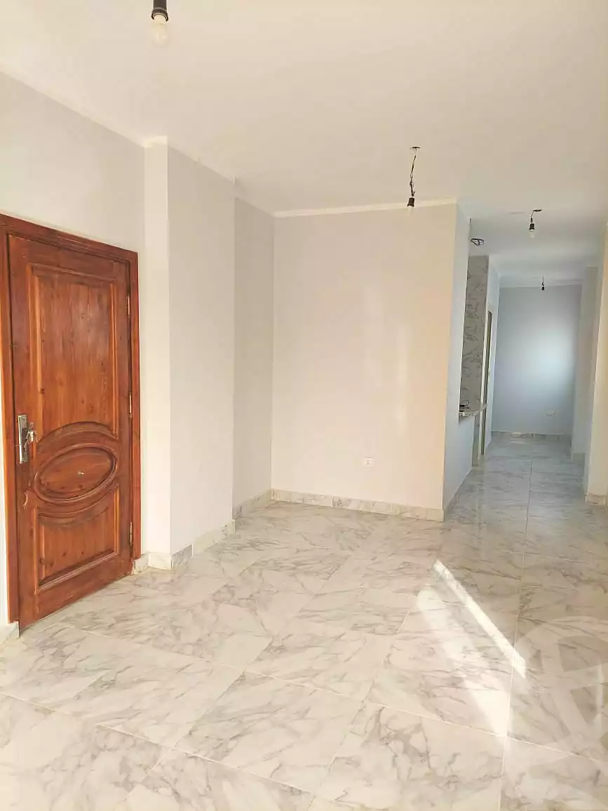 https://aqarmap.com.eg/ar/listing/6808418-for-sale-cairo-6th-of-october-el-tawsaat-el-shamalya-hy-2000-qt