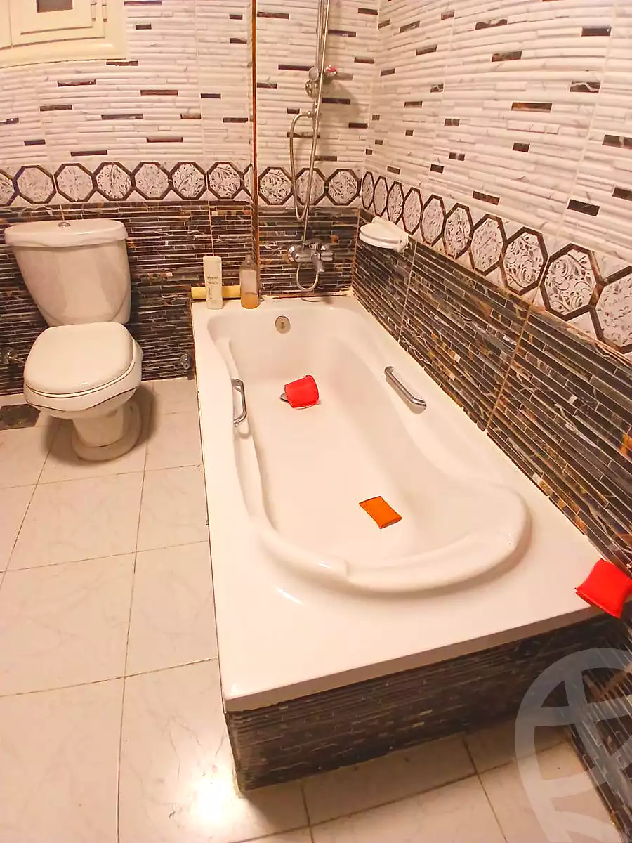 https://aqarmap.com.eg/en/listing/6810005-for-sale-cairo-ain-shams-el-naam-shahin-st