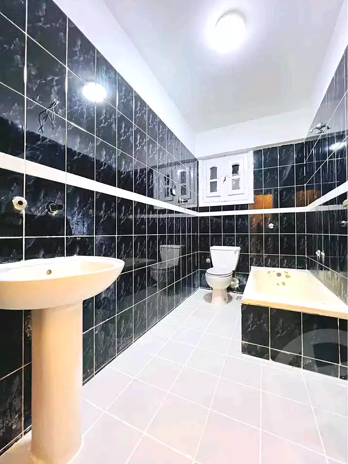 https://aqarmap.com.eg/ar/listing/6810052-for-sale-alexandria-l-jmy-shataa-el-nakheel