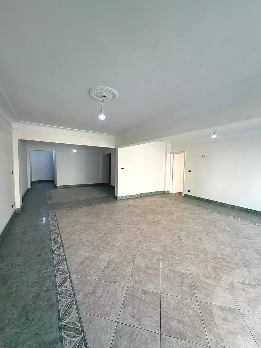 https://aqarmap.com.eg/ar/listing/6810703-for-sale-alexandria-el-asafra-ahmed-tiesser-st