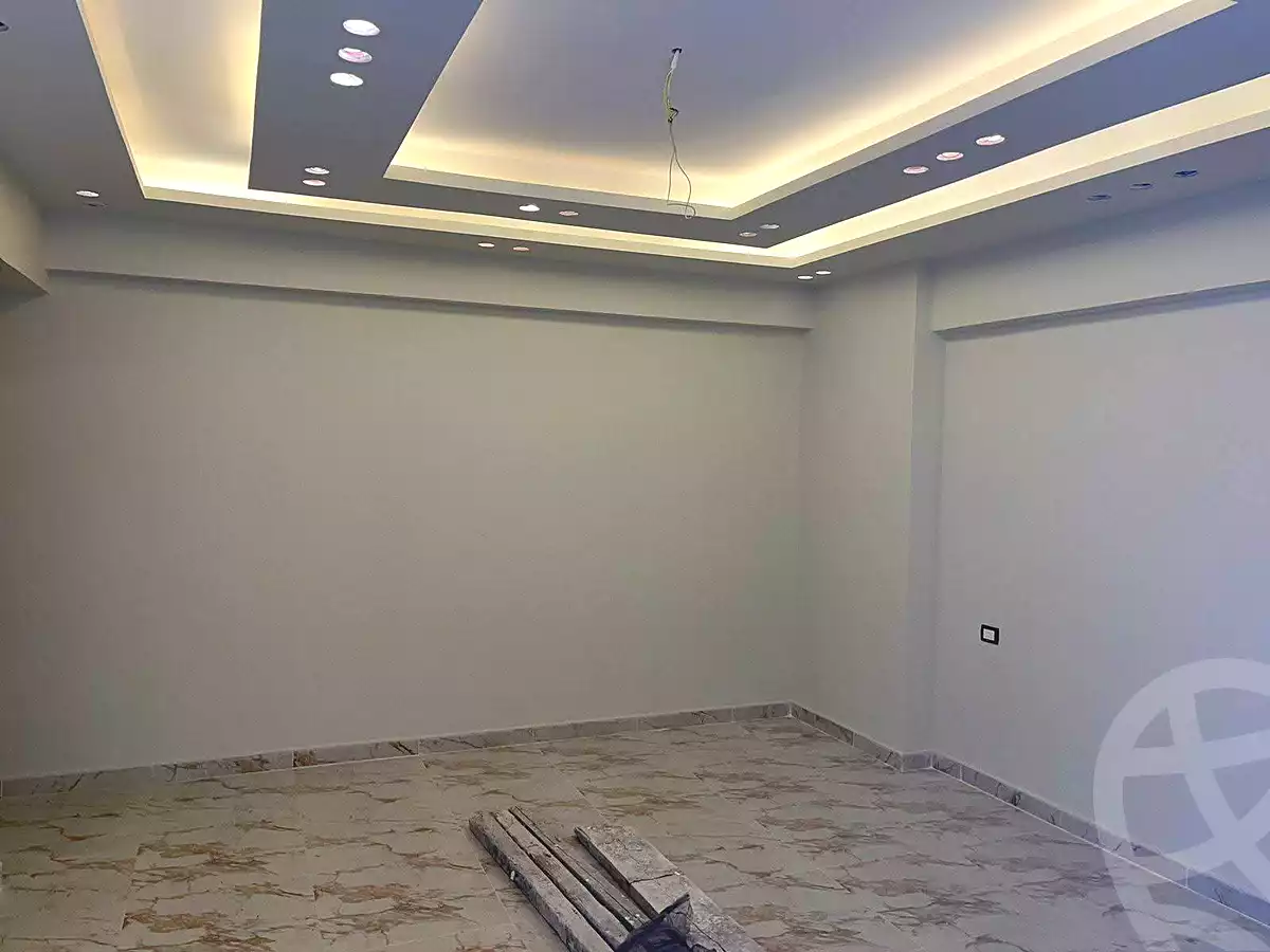 https://aqarmap.com.eg/ar/listing/6810748-for-sale-alexandria-camp-cesar-el-gaish-rd