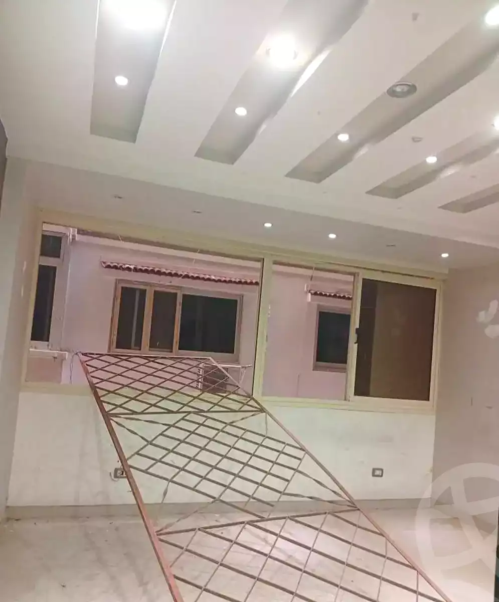 https://aqarmap.com.eg/ar/listing/6810837-for-sale-alexandria-sydy-bshr-sydy-bshr-bhry-gamal-abd-el-nasir-st