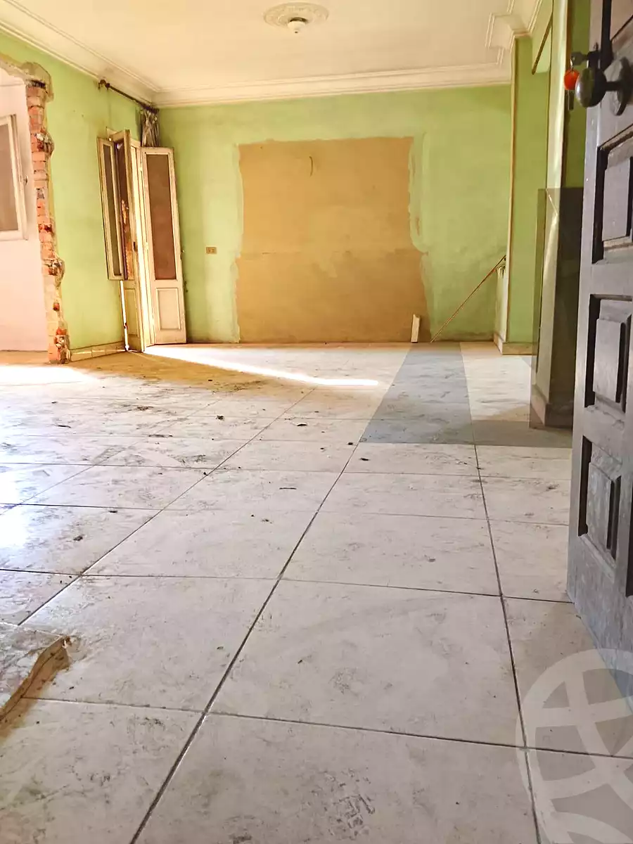 https://aqarmap.com.eg/ar/listing/6811027-for-sale-cairo-helwan-sherif-st