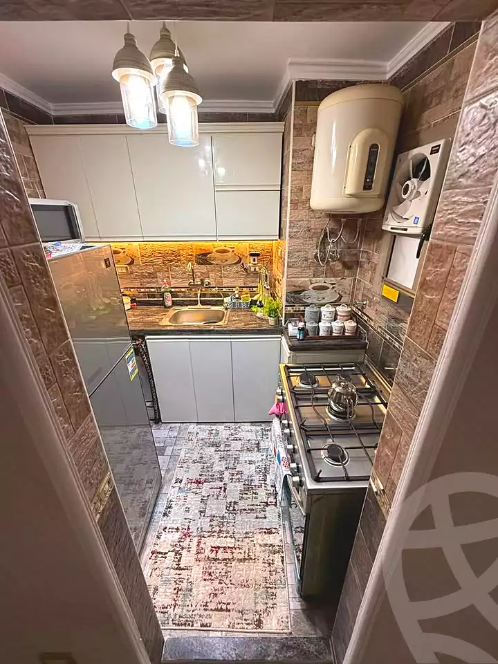 https://aqarmap.com.eg/en/listing/6811104-for-sale-alexandria-ganaklis-shr-bw-qyr-tryq-lhry