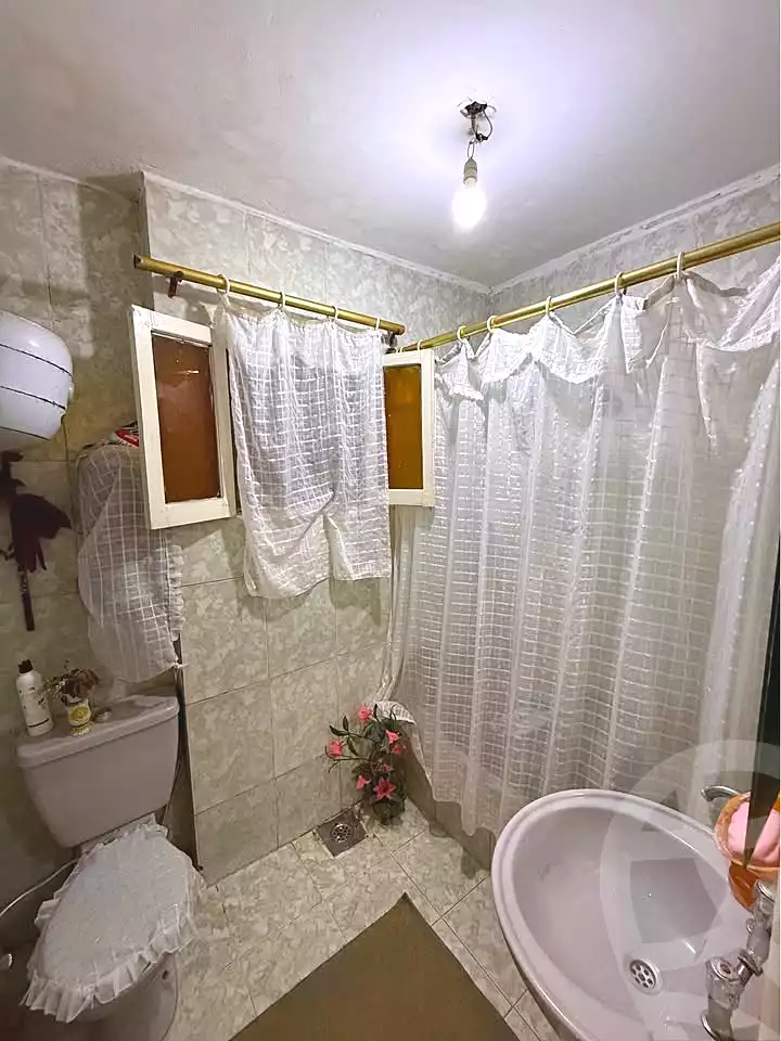 https://aqarmap.com.eg/ar/listing/6811108-for-sale-alexandria-sydy-bshr-sydy-bshr-bhry-ali-hipa-st