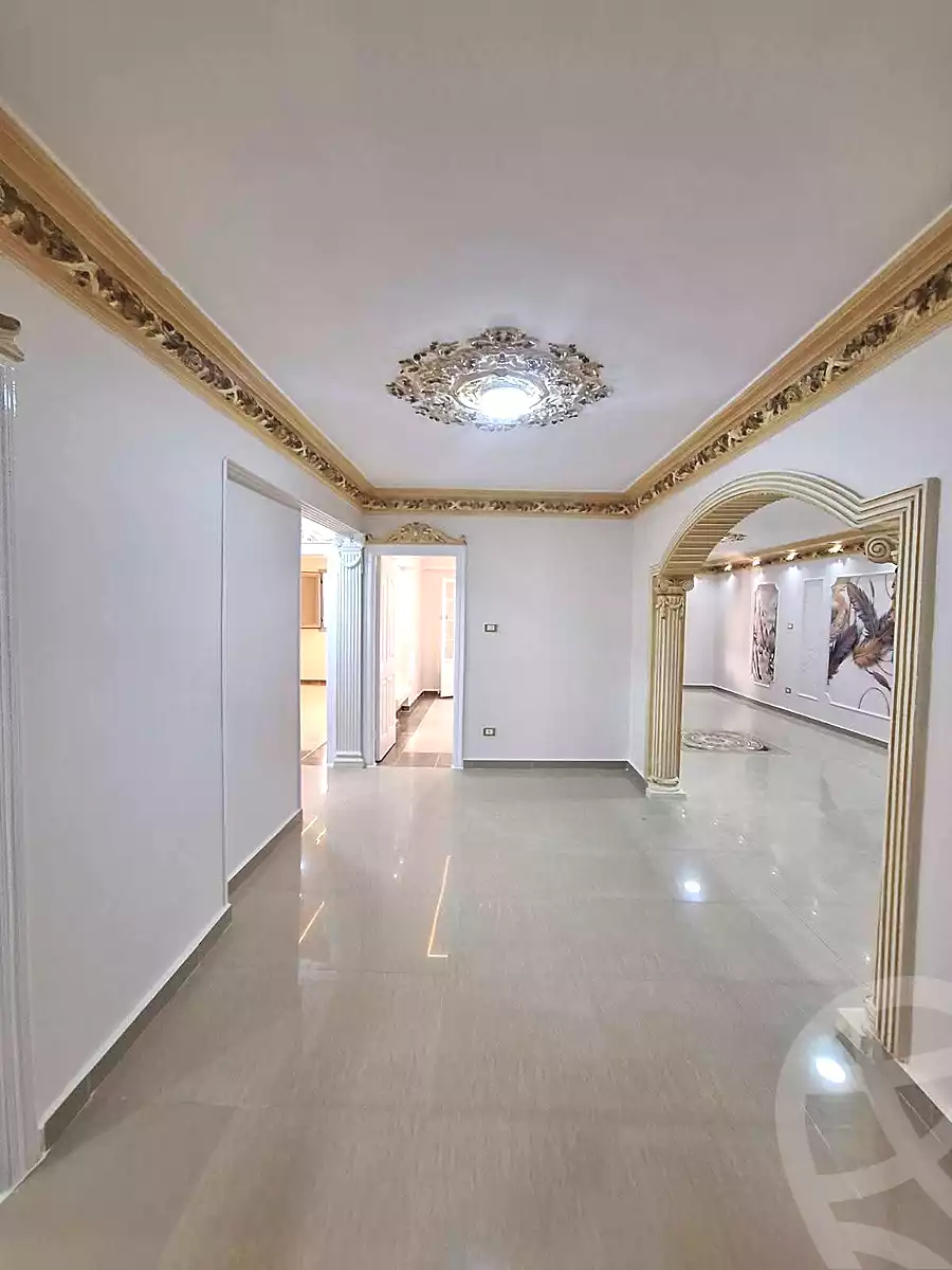 https://aqarmap.com.eg/ar/listing/6811205-for-sale-alexandria-sydy-bshr-sydy-bshr-bhry-shr-khld-bn-lwlyd