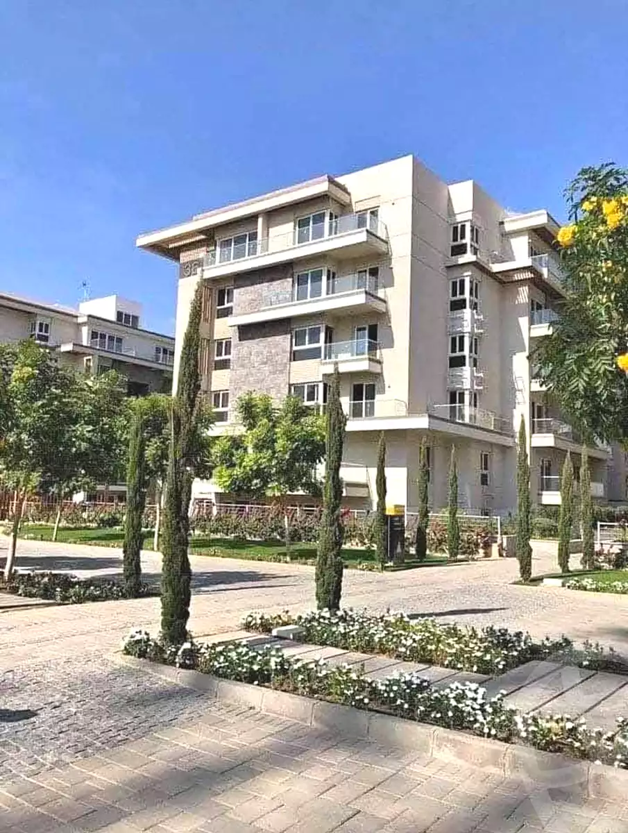 https://aqarmap.com.eg/en/listing/6811135-for-sale-cairo-new-cairo-compounds-mwntn-fyw-y-syty-club-park-mountain-view-icity