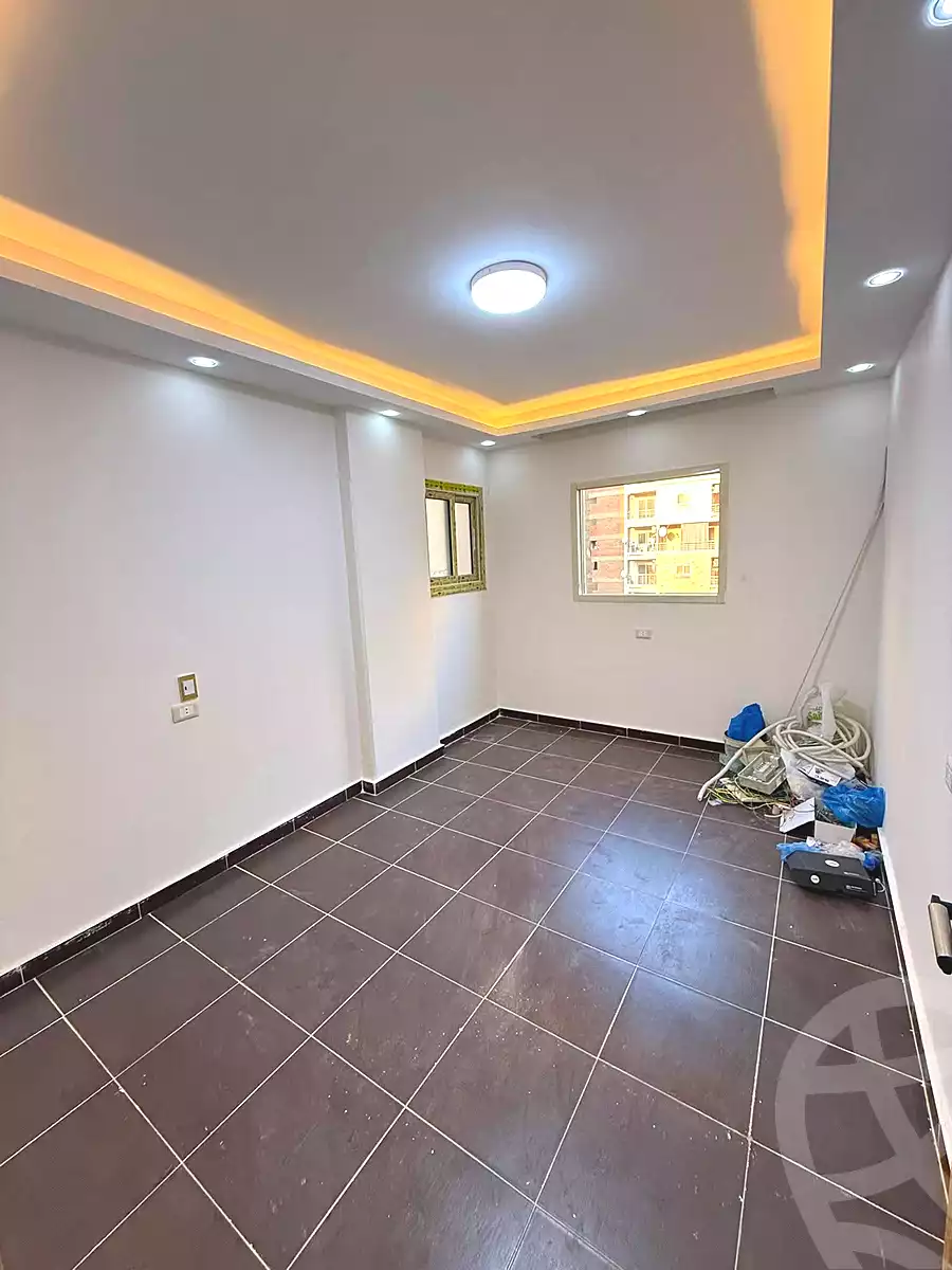 https://aqarmap.com.eg/ar/listing/6811431-for-sale-alexandria-sydy-bshr-sydy-bshr-bhry-shr-mhmd-njyb