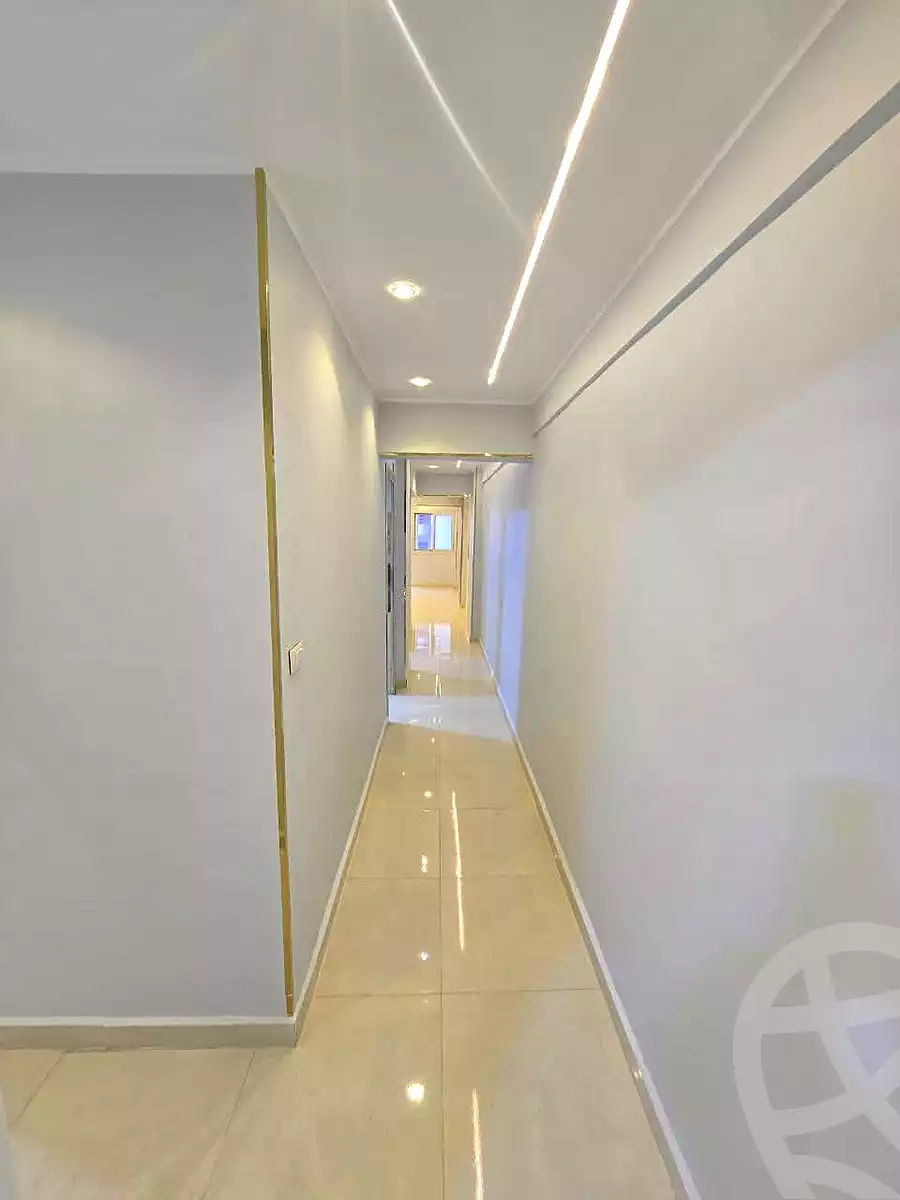 https://aqarmap.com.eg/ar/listing/6811442-for-sale-alexandria-el-mandara-shr-jml-bd-lnsr