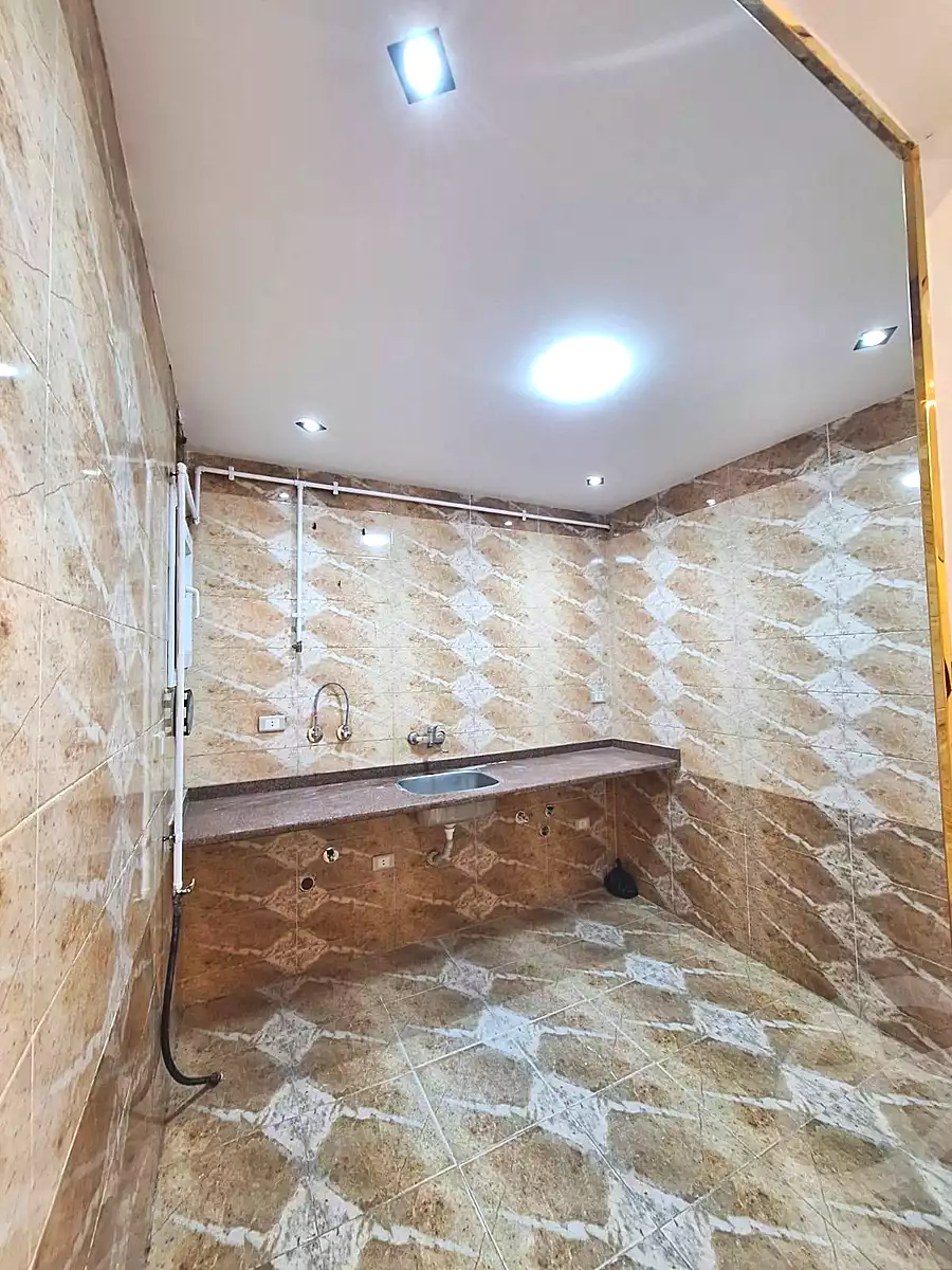 https://aqarmap.com.eg/ar/listing/6811470-for-sale-alexandria-sydy-bshr-sydy-bshr-bhry-shr-mhmwd-l-yswy
