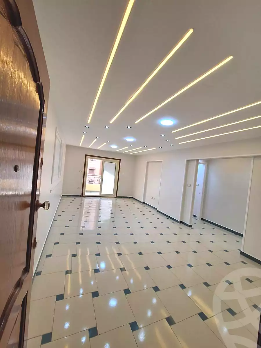 https://aqarmap.com.eg/ar/listing/6811481-for-sale-alexandria-sydy-bshr-sydy-bshr-bhry-shr-mhmwd-l-yswy