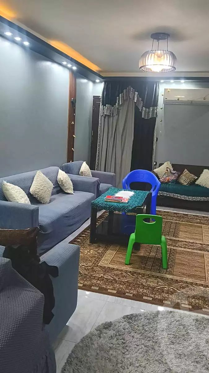 https://aqarmap.com.eg/en/listing/6811490-for-sale-cairo-helwan-ahmed-enci-st