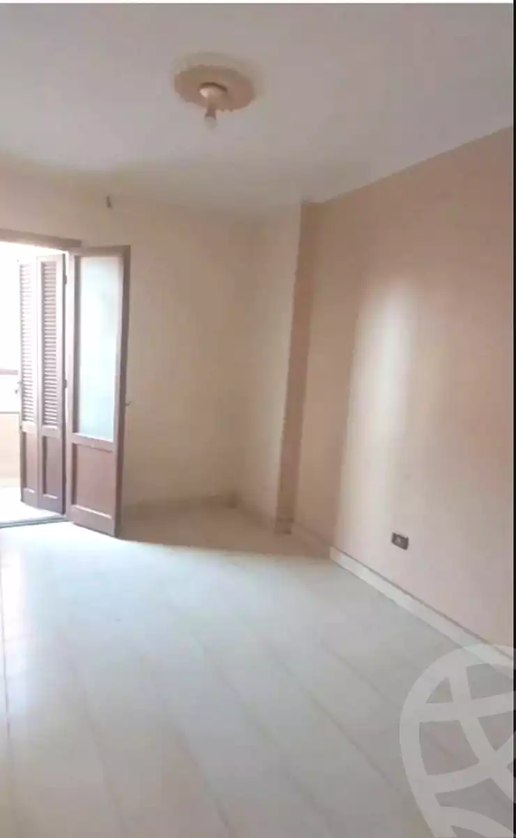 https://aqarmap.com.eg/ar/listing/6812638-for-sale-cairo-ain-shams-ain-shams-el-sharkia-el-zahraa-st