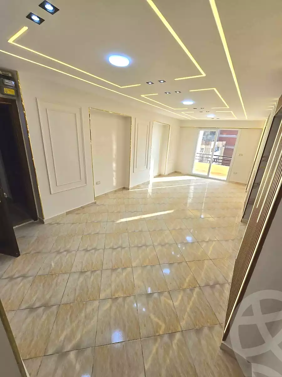 https://aqarmap.com.eg/ar/listing/6812822-for-sale-alexandria-sydy-bshr-sydy-bshr-bhry-shr-khld-bn-lwlyd