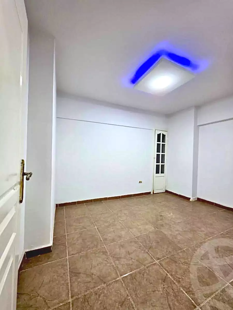 https://aqarmap.com.eg/ar/listing/6812911-for-sale-alexandria-el-asafra-menaa-aghadir-st
