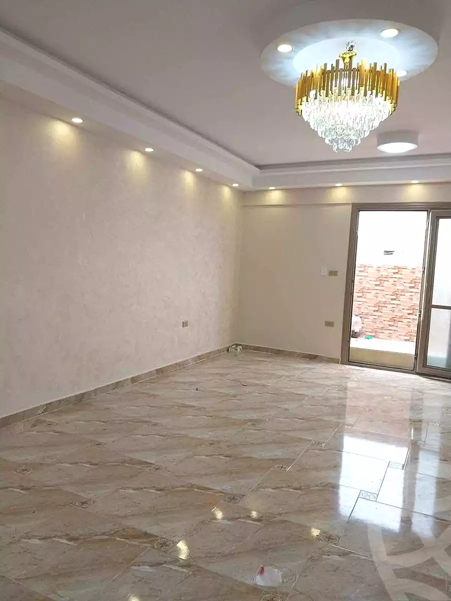 https://aqarmap.com.eg/en/listing/6813445-for-sale-cairo-helwan-rostom-st