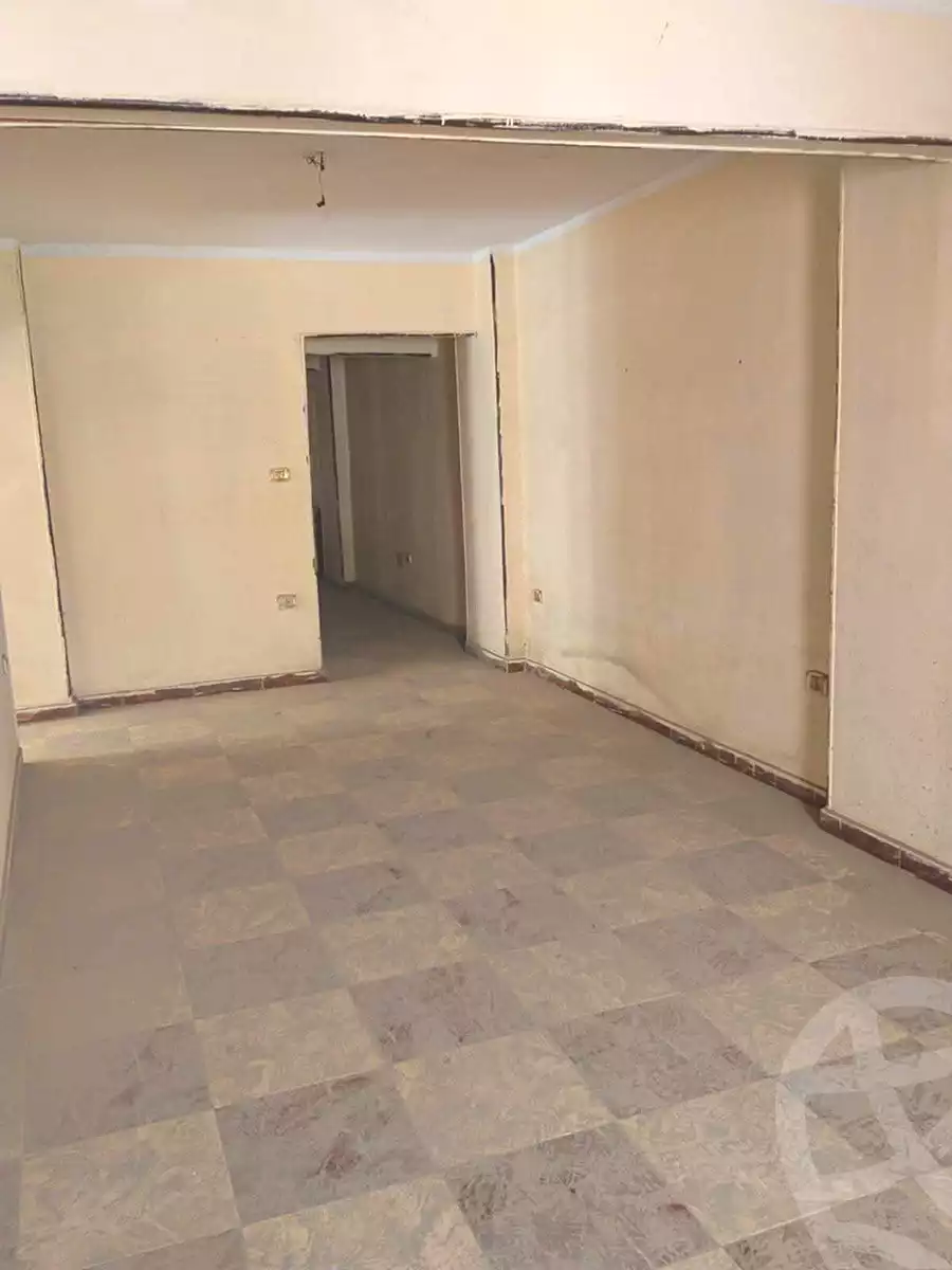 https://aqarmap.com.eg/ar/listing/6813884-for-sale-cairo-helwan-helwan-el-sharkeya-abd-el-rahman-pasha-st