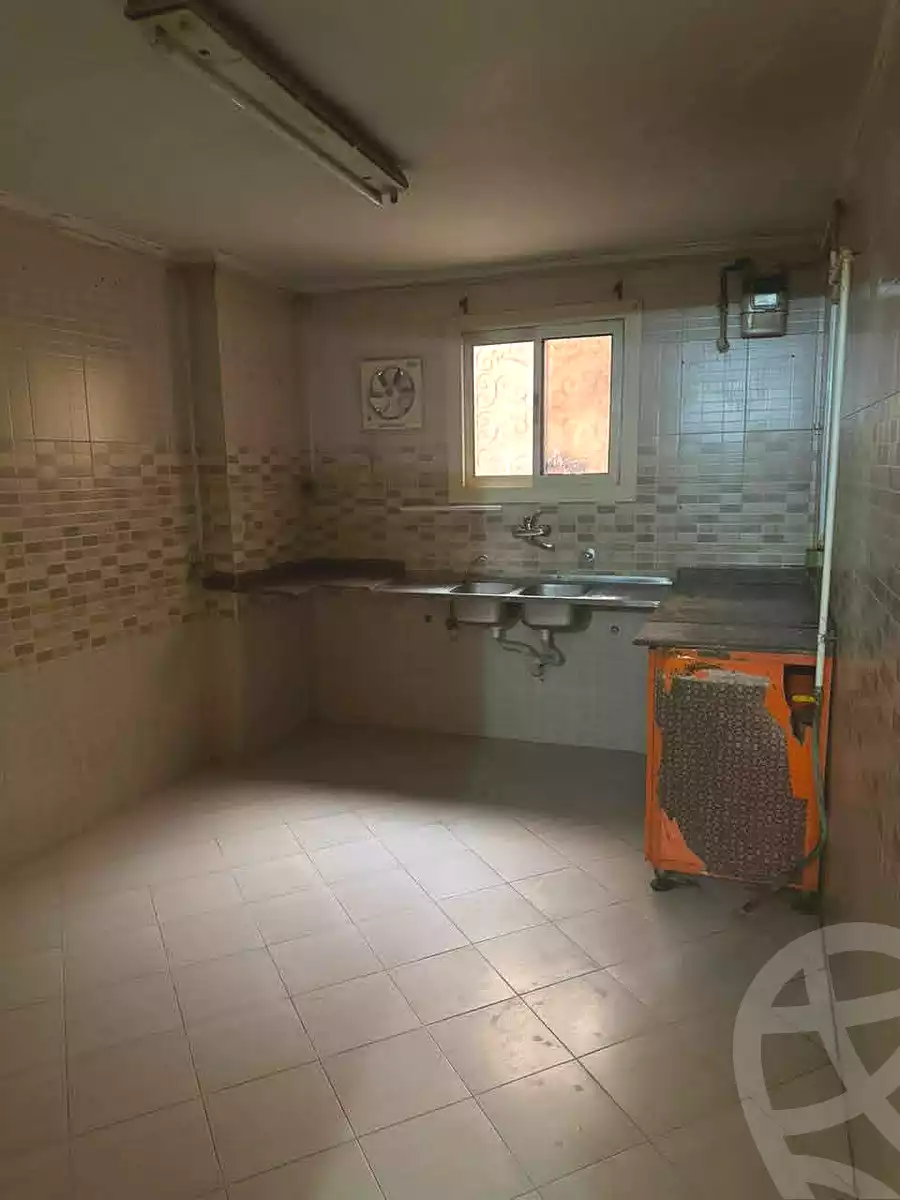 https://aqarmap.com.eg/ar/listing/6814009-for-sale-cairo-helwan-sherif-st