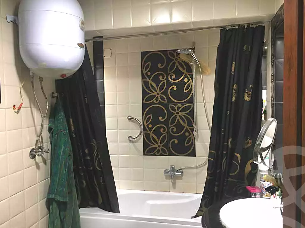 https://aqarmap.com.eg/en/listing/6814106-for-sale-cairo-el-zaytun-lzytwn-lshrqy-toman-bai-st