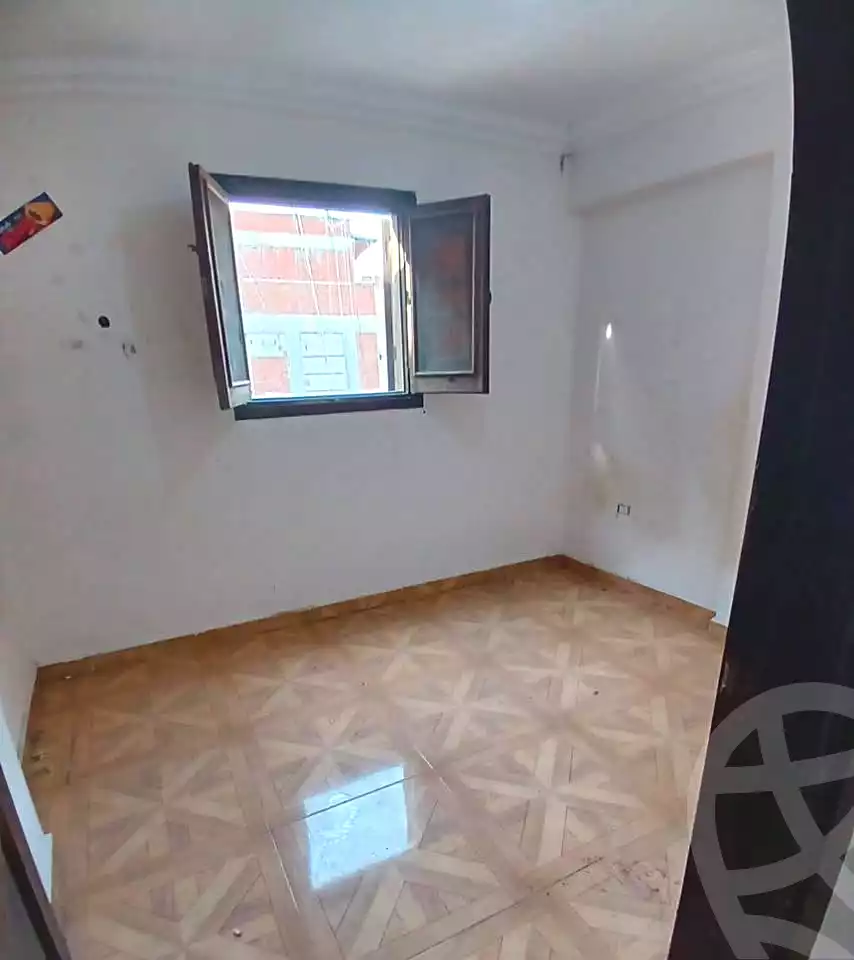 https://aqarmap.com.eg/ar/listing/6815065-for-sale-alexandria-el-asafra-seyam-st