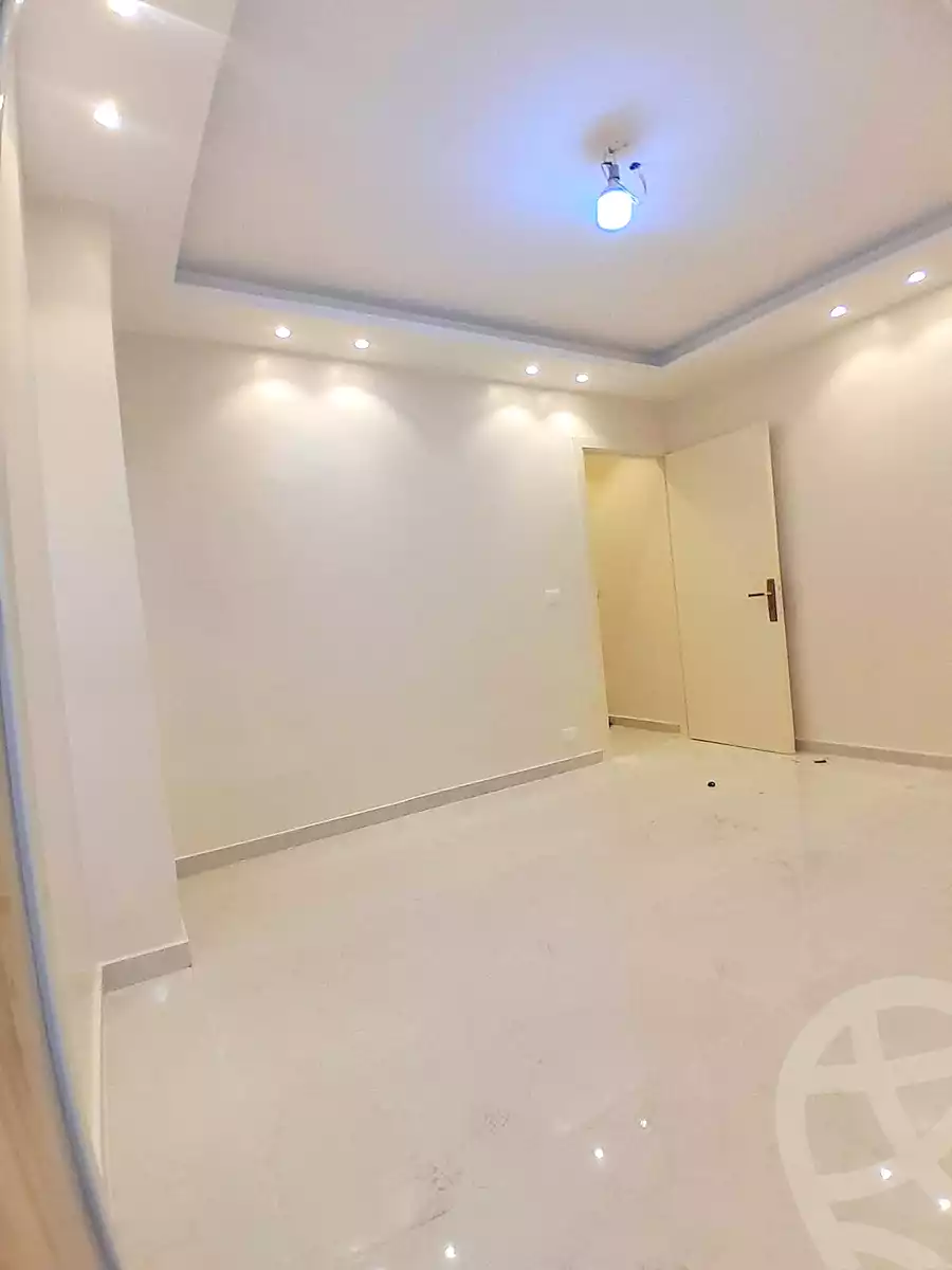 https://aqarmap.com.eg/ar/listing/6816103-for-sale-alexandria-miami-45-street