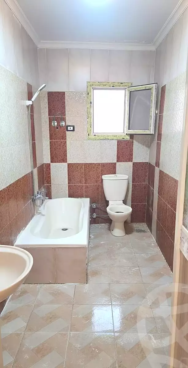 https://aqarmap.com.eg/en/listing/6814577-for-sale-alexandria-lsywf-el-falki