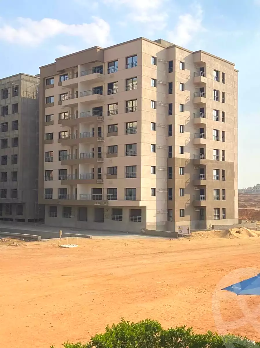 https://aqarmap.com.eg/en/listing/6816492-for-sale-cairo-new-administrative-capital-r8-rmtn