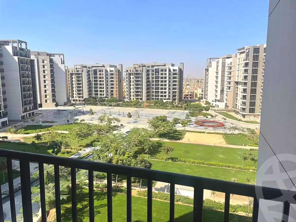 https://aqarmap.com.eg/ar/listing/6816780-for-rent-cairo-el-sheikh-zayed-city-compounds-zyd-wr-llttwyr-park-towers-zed-el-sheikh-zayed-compound