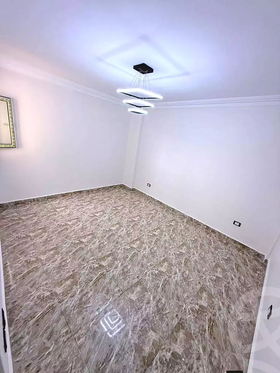 https://aqarmap.com.eg/ar/listing/6814517-for-sale-cairo-ain-shams-el-naam