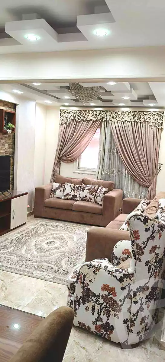 https://aqarmap.com.eg/ar/listing/6817035-for-sale-cairo-ain-shams-el-naam-mostafa-hafez-st