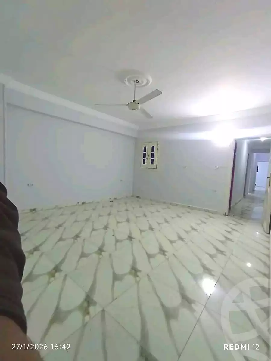 https://aqarmap.com.eg/ar/listing/6817168-for-sale-alexandria-sydy-bshr-sydy-bshr-qbly-mostafa-kamel-st