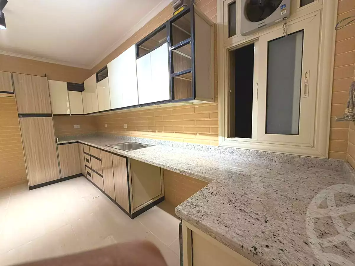 https://aqarmap.com.eg/en/listing/6817644-for-rent-cairo-el-sheikh-zayed-city-el-hay-eltaseaa-area-5
