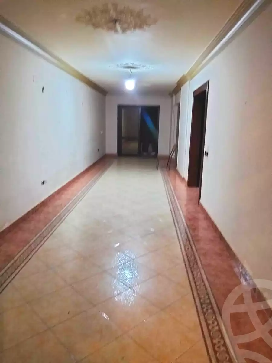 https://aqarmap.com.eg/en/listing/6815818-for-sale-cairo-el-zaytun-hlmy-lzytwn-ibn-el-hakam-sq