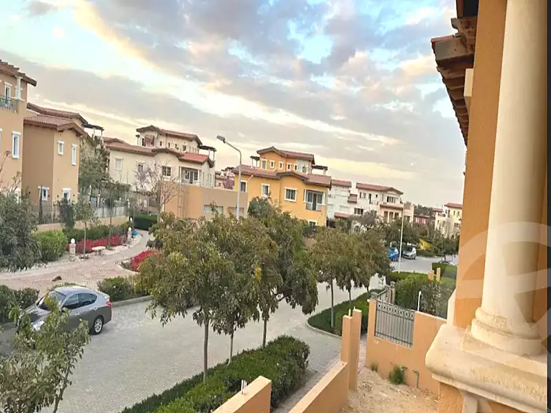 https://aqarmap.com.eg/en/listing/6818616-for-sale-cairo-new-cairo-compounds-hyde-park-park-corner-hyde-park