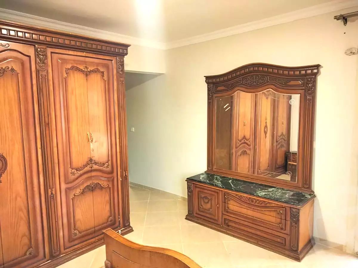 https://aqarmap.com.eg/ar/listing/6818696-for-rent-cairo-el-sheikh-zayed-city-compounds-dr-msr