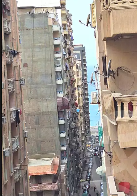 https://aqarmap.com.eg/ar/listing/6818711-for-sale-alexandria-sydy-bshr-sydy-bshr-bhry-street-15