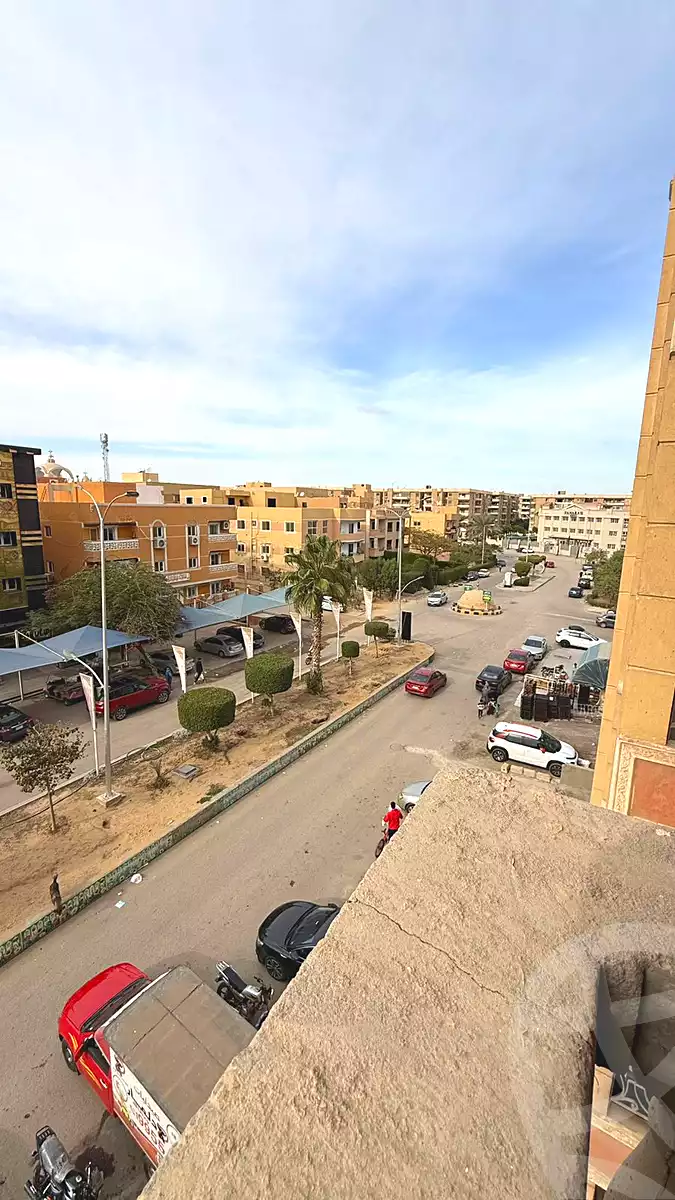 https://aqarmap.com.eg/ar/listing/6818724-for-sale-cairo-6th-of-october-hadaeq-october-compounds-el-fardoos-city