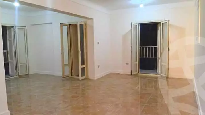 https://aqarmap.com.eg/ar/listing/6819585-for-sale-alexandria-el-asafra-l-sfr-bhry