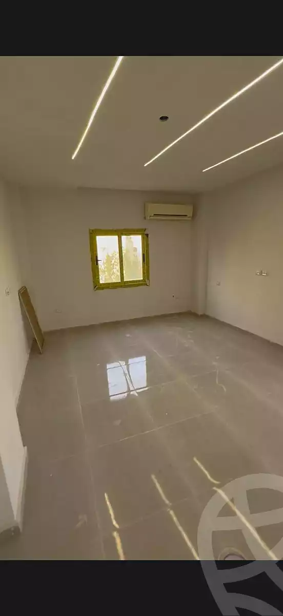 https://aqarmap.com.eg/ar/listing/6820935-for-rent-cairo-el-sheikh-zayed-city-compounds-el-yasmeen-compound