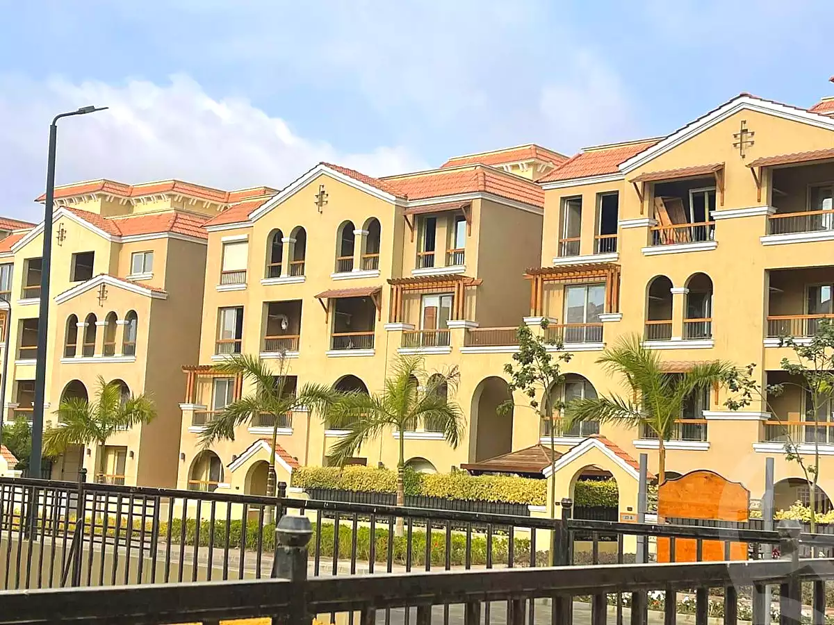 https://aqarmap.com.eg/en/listing/6821400-for-sale-cairo-el-shorouk-compounds-yfy-ryzydns