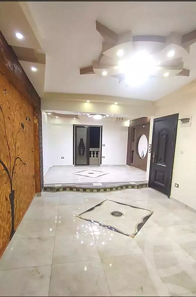 https://aqarmap.com.eg/ar/listing/6821666-for-sale-alexandria-new-miami-eskot