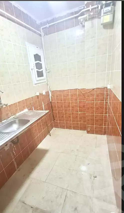https://aqarmap.com.eg/ar/listing/6821931-for-sale-alexandria-l-jmy-lbytsh-el-saleheen-mosque-st