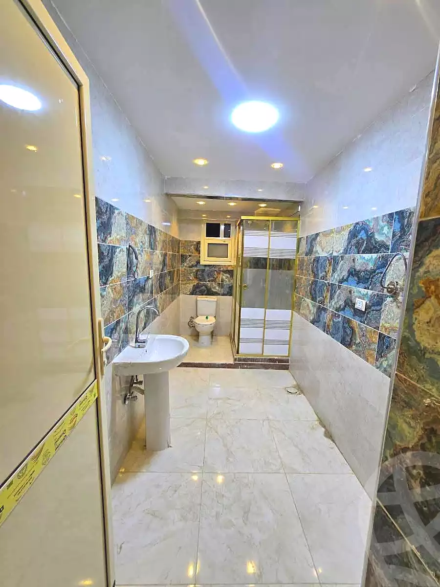 https://aqarmap.com.eg/en/listing/6822082-for-sale-alexandria-el-mandara-shr-jml-bd-lnsr