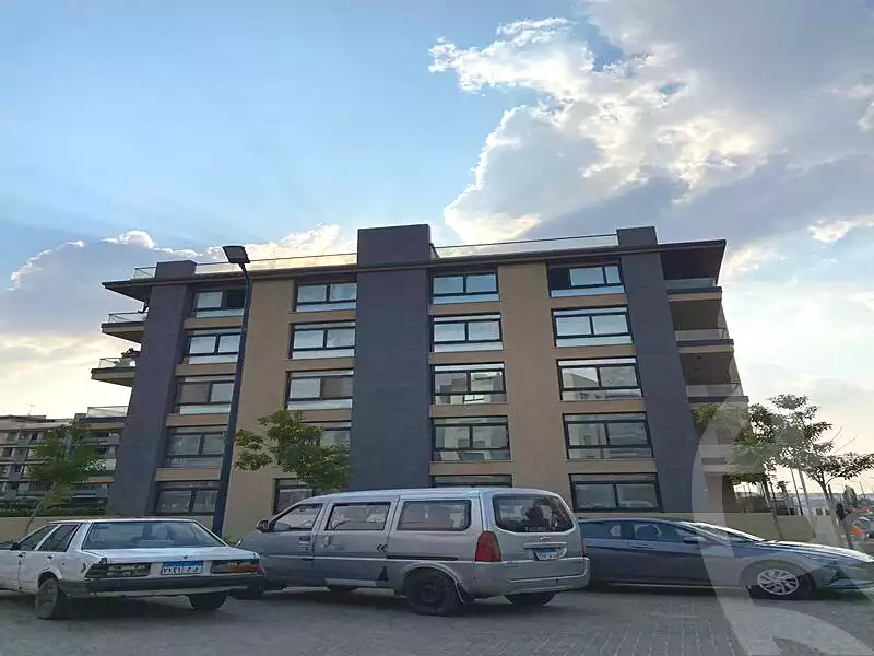 https://aqarmap.com.eg/en/listing/6822164-for-sale-cairo-new-cairo-compounds-azad