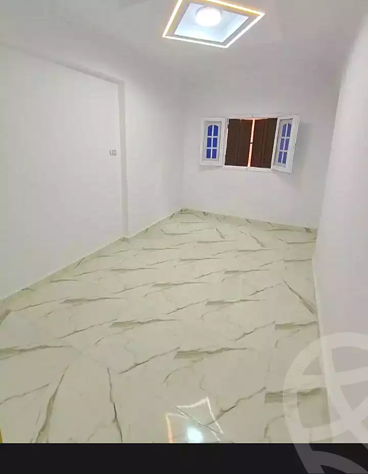 https://aqarmap.com.eg/en/listing/6822356-for-sale-alexandria-lsywf-el-falki